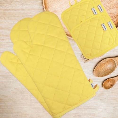 Win Change 6 Piece Oven Mitts and Pot Holders Set