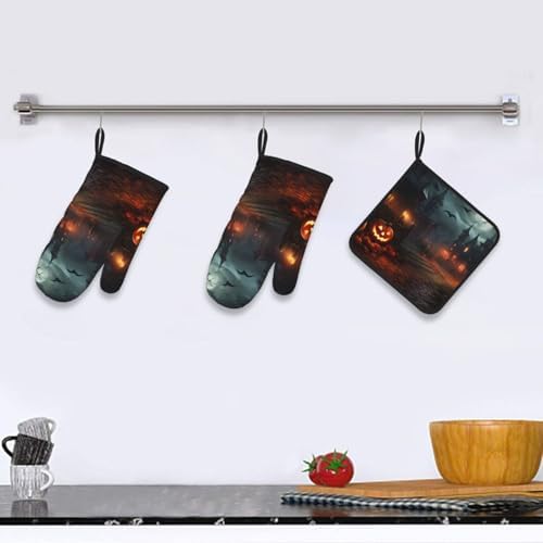 YYHHAOFA Halloween Horror Prints Oven Mitts and Pot Holders Set