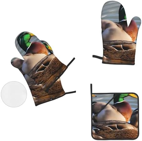 Mallard Duck Printed Oven Mitts and Pot Holders 4-Piece Set