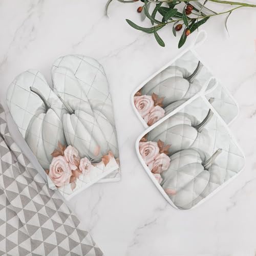 Fall-Themed Oven Mitts Pot Holders Set by NexmeiliTe