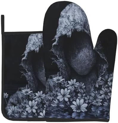 Spooky Halloween Ghost Oven Mitts and Pot Holders Set 1