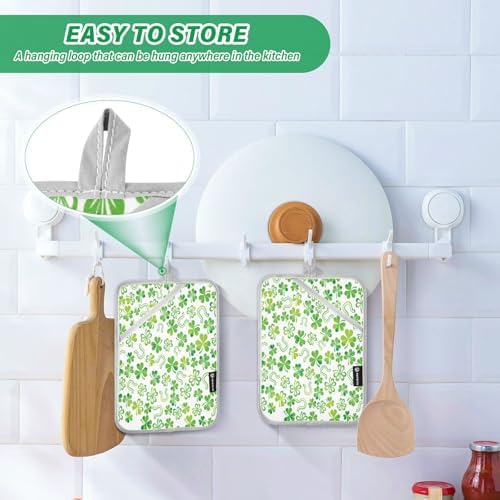 Heat-Resistant Shamrock Oven Mitt Set