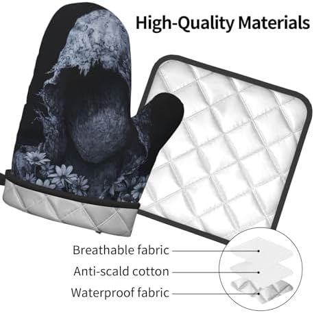 Spooky Halloween Ghost Oven Mitts and Pot Holders Set 1