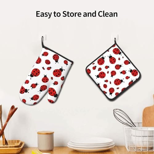Quopvn Ladybug Oven Mitts and Pot Holders 2pcs Set