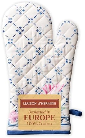 Crisp Comfortable Oven Gloves