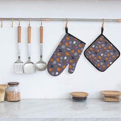 Pumpkin Spice Halloween Oven Mitts Pot Holders Set of 4