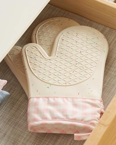 Silicone Confetti Oven Mitts Pair