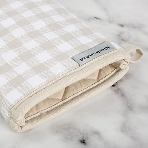 Heat Resistant Gingham Oven Mitt Set