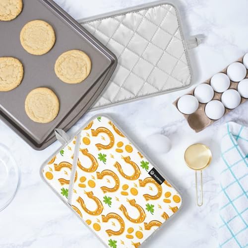 Golden Horseshoe Coin Clover Potholders