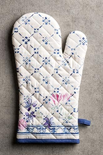 Crisp Comfortable Oven Gloves