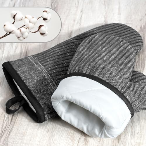 Cusira Premium Oven Mitts Pot Holder Set