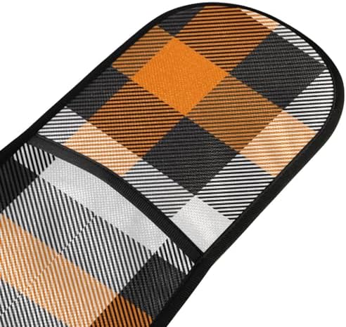 Heat-Resistant Halloween Plaid Oven Mitts