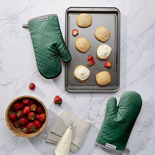 Safe Secure Oven Mitts Set for Kitchen Experts