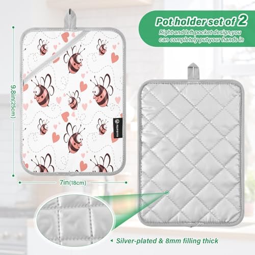 Cute Bee in Love Hearts Heat-Resistant Potholders 2-Pack