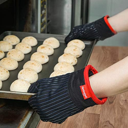 Safe Heat-Resistant Oven Mitts Set