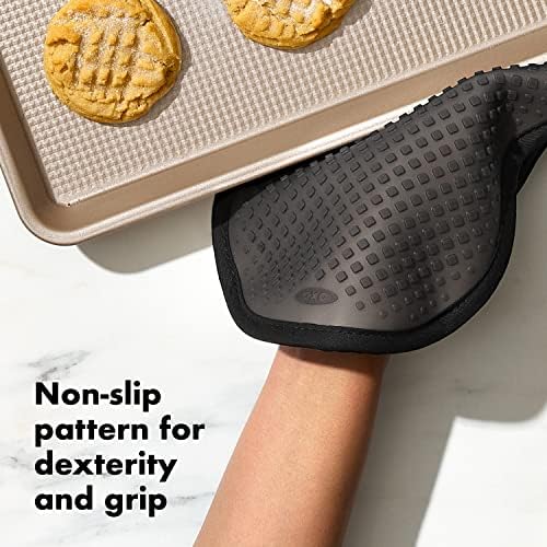 OXO Good Grips Non-Slip Silicone Pot Holder Black - Heat-Resistant Durable