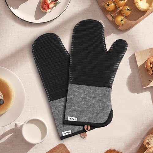 Premium Silicone Oven Mitts Set for Baking Grilling
