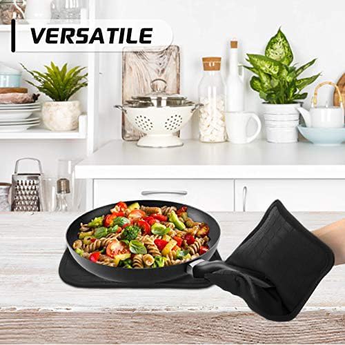 Multi-Purpose Silicone Kitchen Pot Holder Set with Pockets