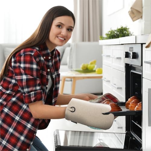 Handle the Heat Like a Pro Heat-Resistant Oven Mitts Set of 2