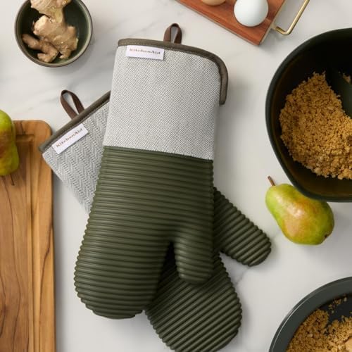 Two-Piece Heat Resistant Silicone Oven Mitts Deep Forest Green 7x14