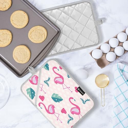Flamingo Heart Design Heat Resistant Potholders Set