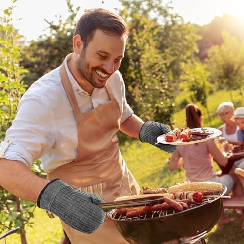 Cusira Premium Oven Mitts Pot Holder Set