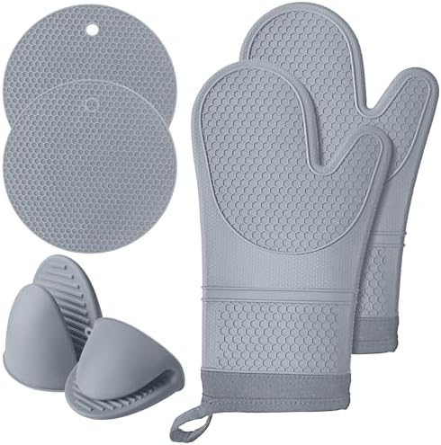Oven mitts for cooking warmth