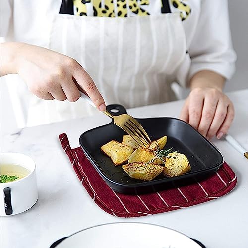 4-Piece Heat-Resistant Oven Mitts Pot Holder Set Durable Easy to Clean