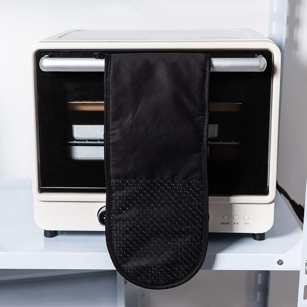 Heat-Resistant Oven Mitt 75x32in Black