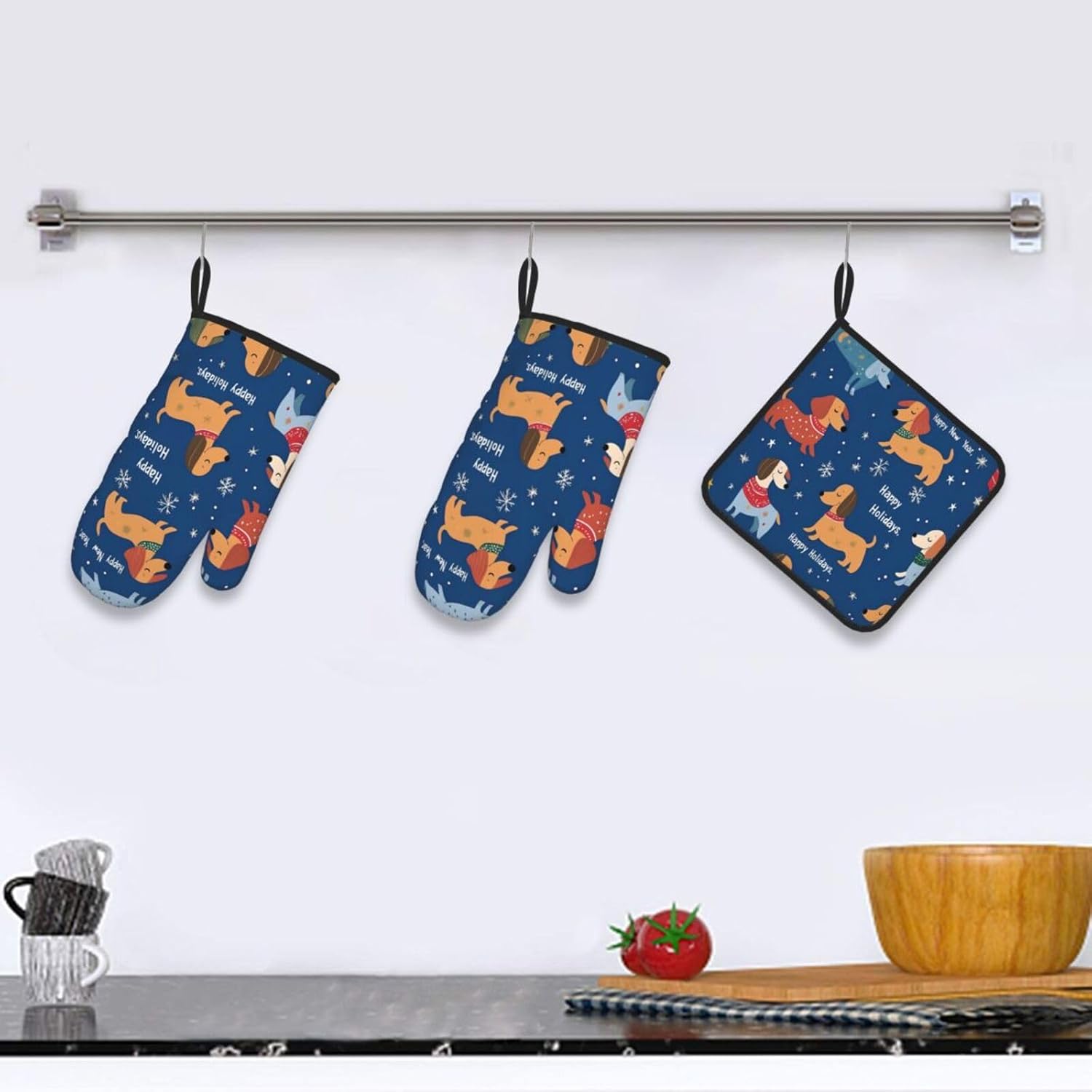 Dachshund Christmas Oven Mitts Potholders Set - Heat-Resistant and Non-Slip