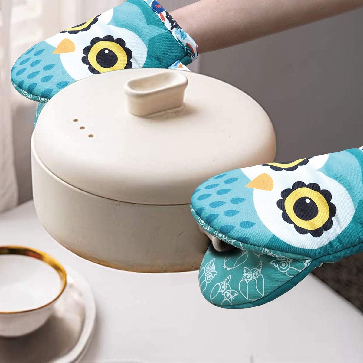 Safe Soft Cooking Gloves for Perfect Grip