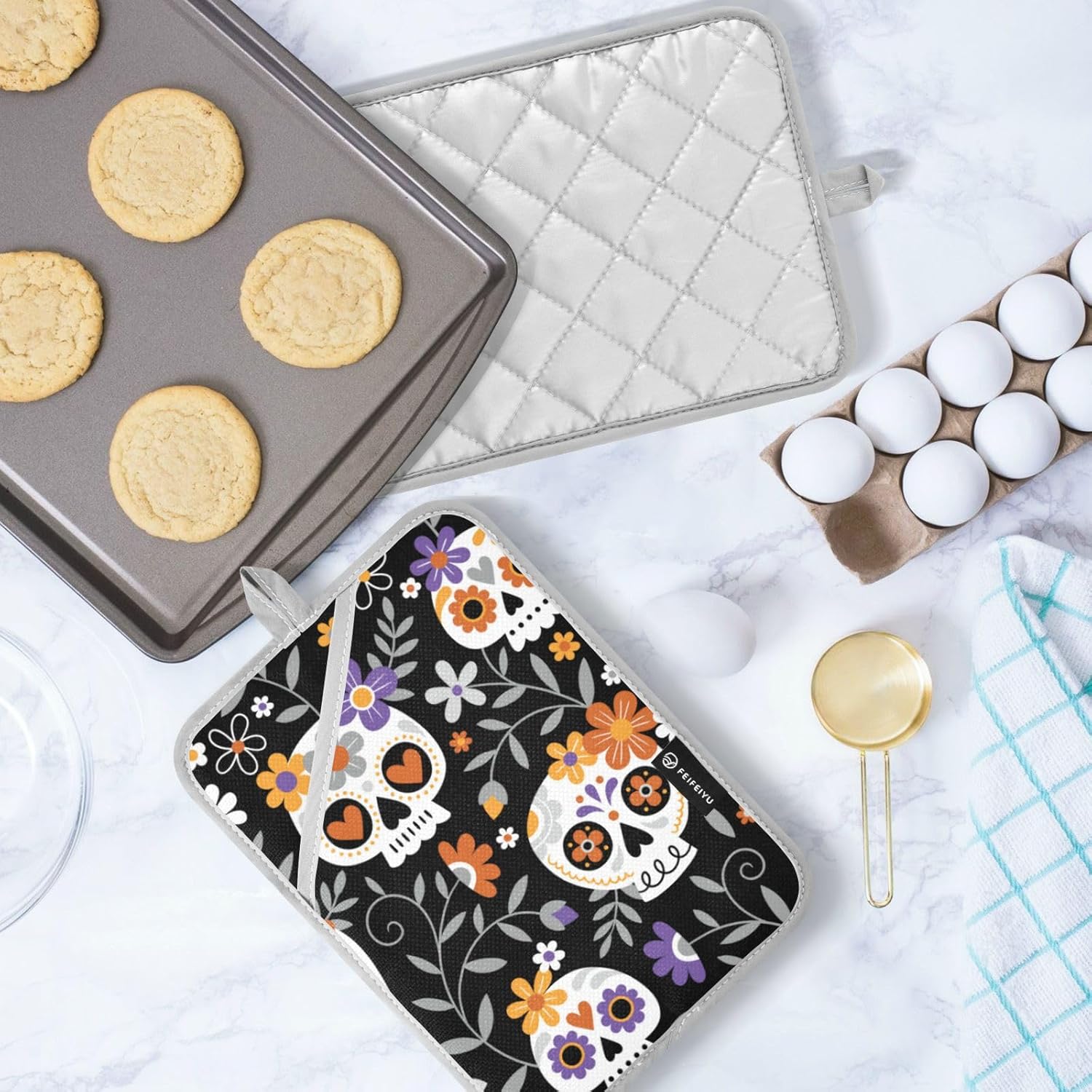 Two-Piece Halloween Potholders for Kitchen Dynamics