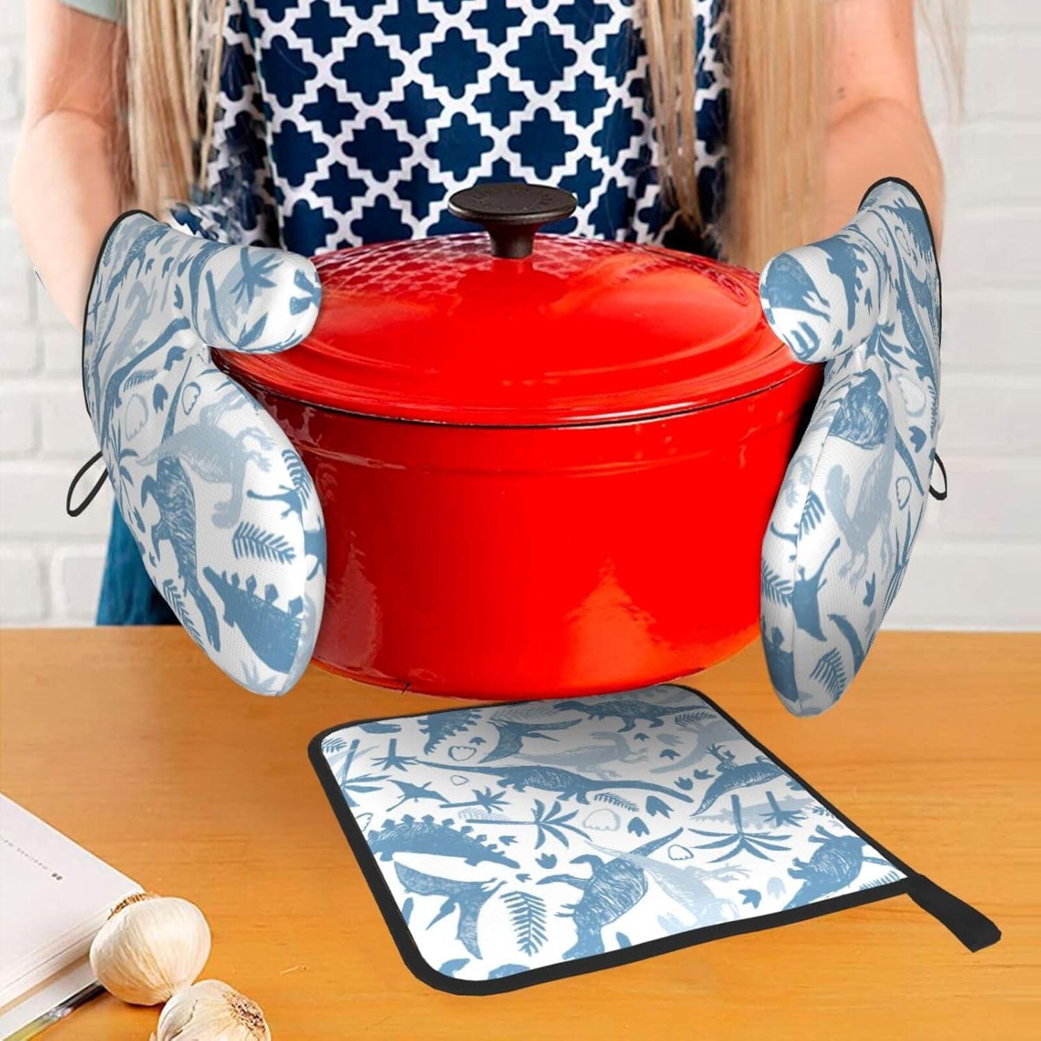 Dinosaur Oven Mitt Set with Pot Holders