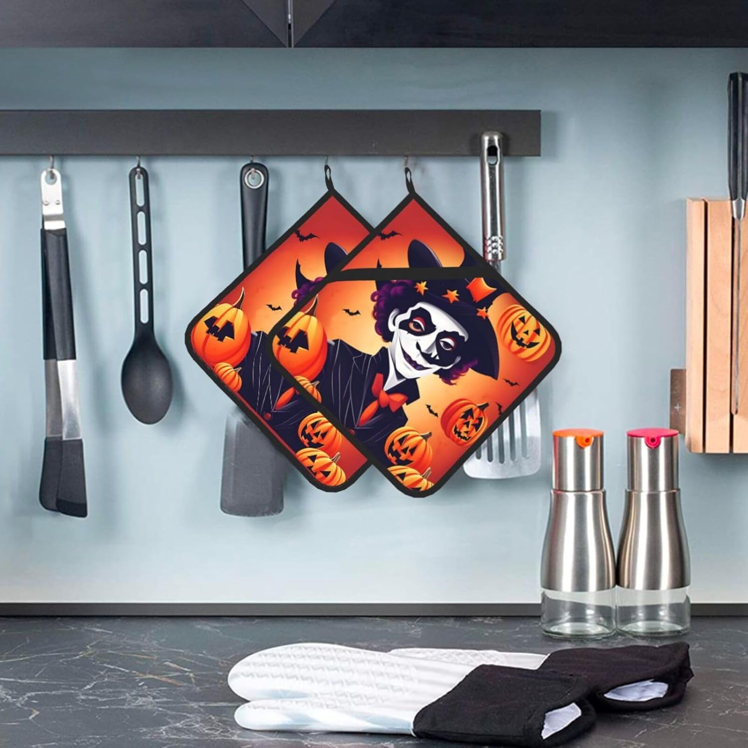 Halloween Fun Heat-Resistant Non-Slip Potholders for Safe Kitchen Experiments