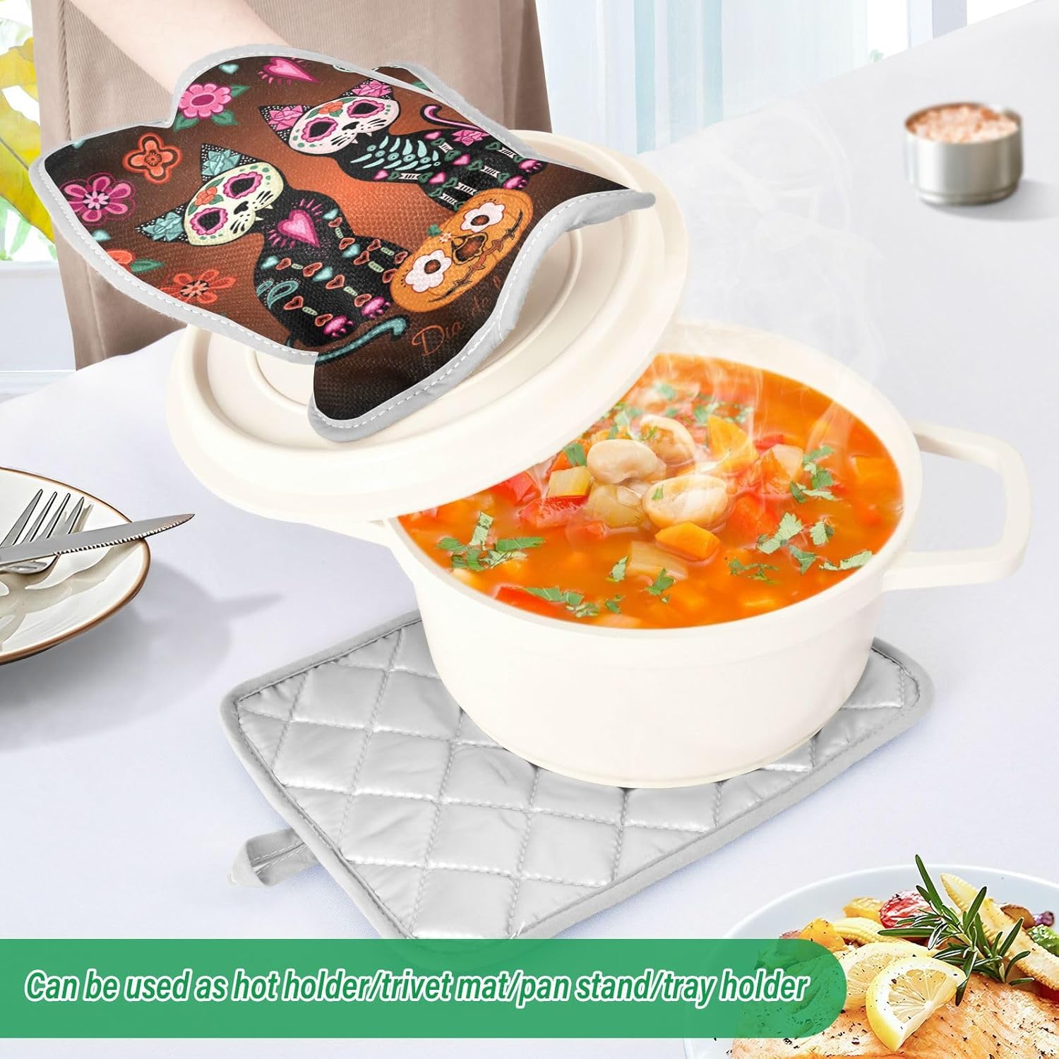 2-Piece Halloween Cats Pot Holder Set with Pockets for Oven Use