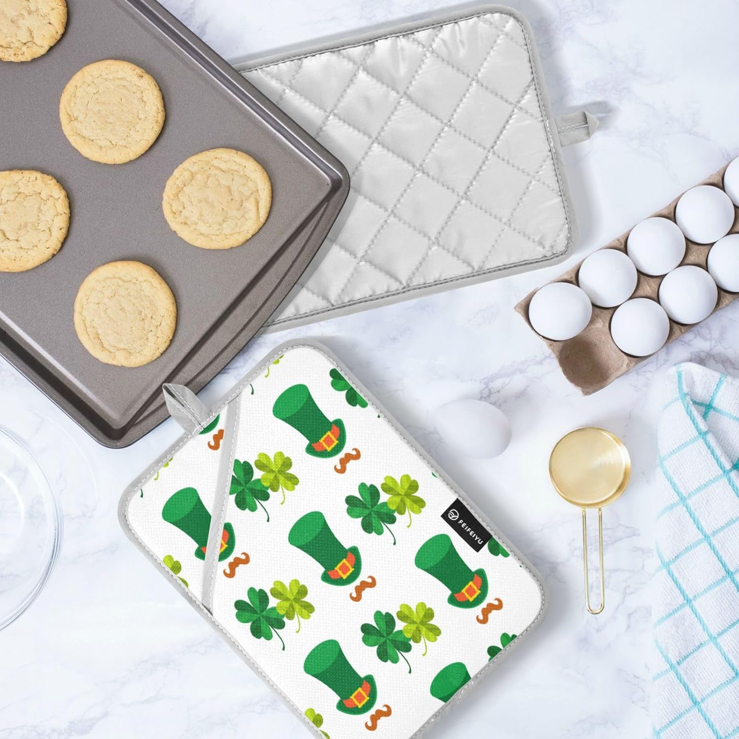 Kcldeci 2Pack Green Hat Four Leaf Clover Heat Resistant Potholders