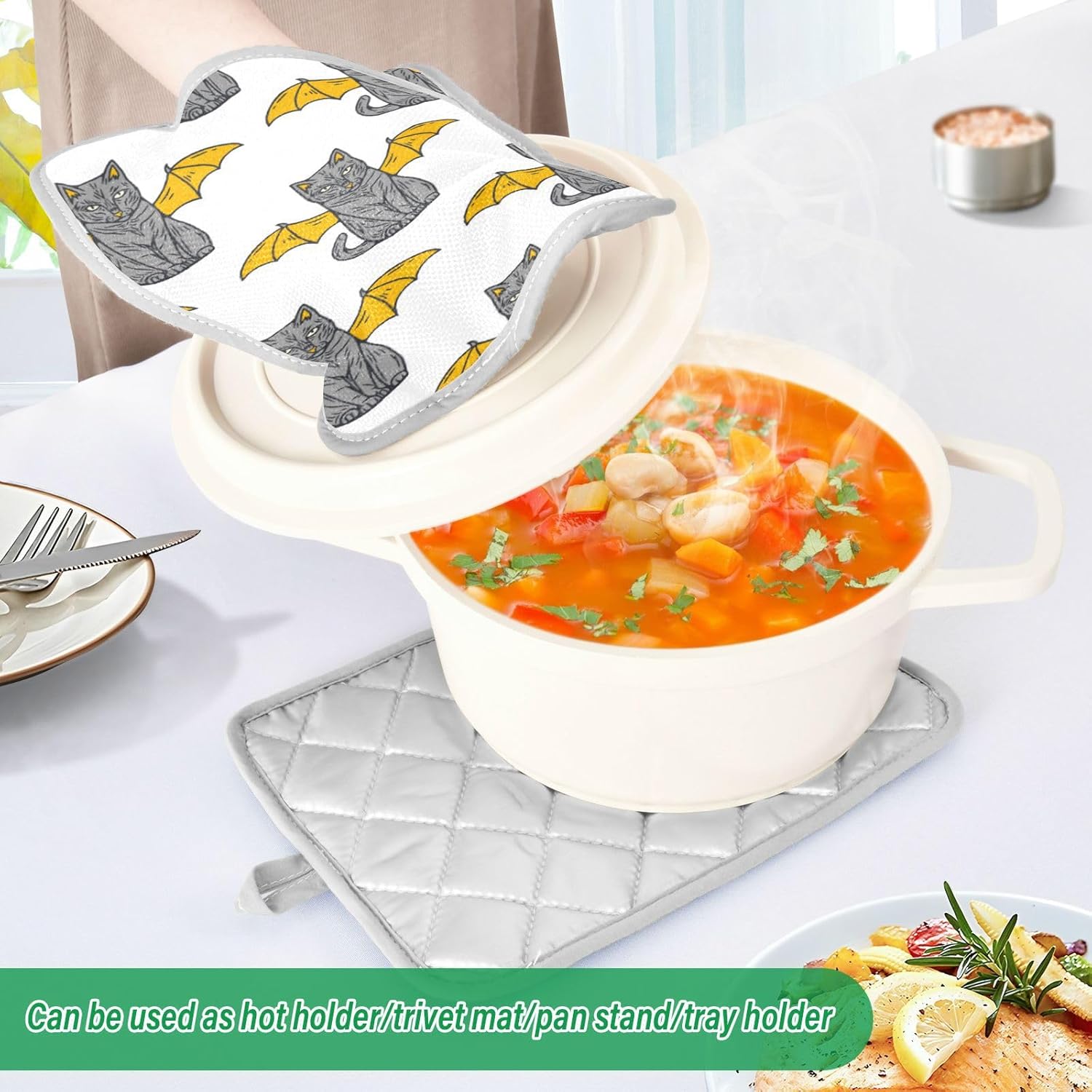 Cute Cat with Wing Potholders Set