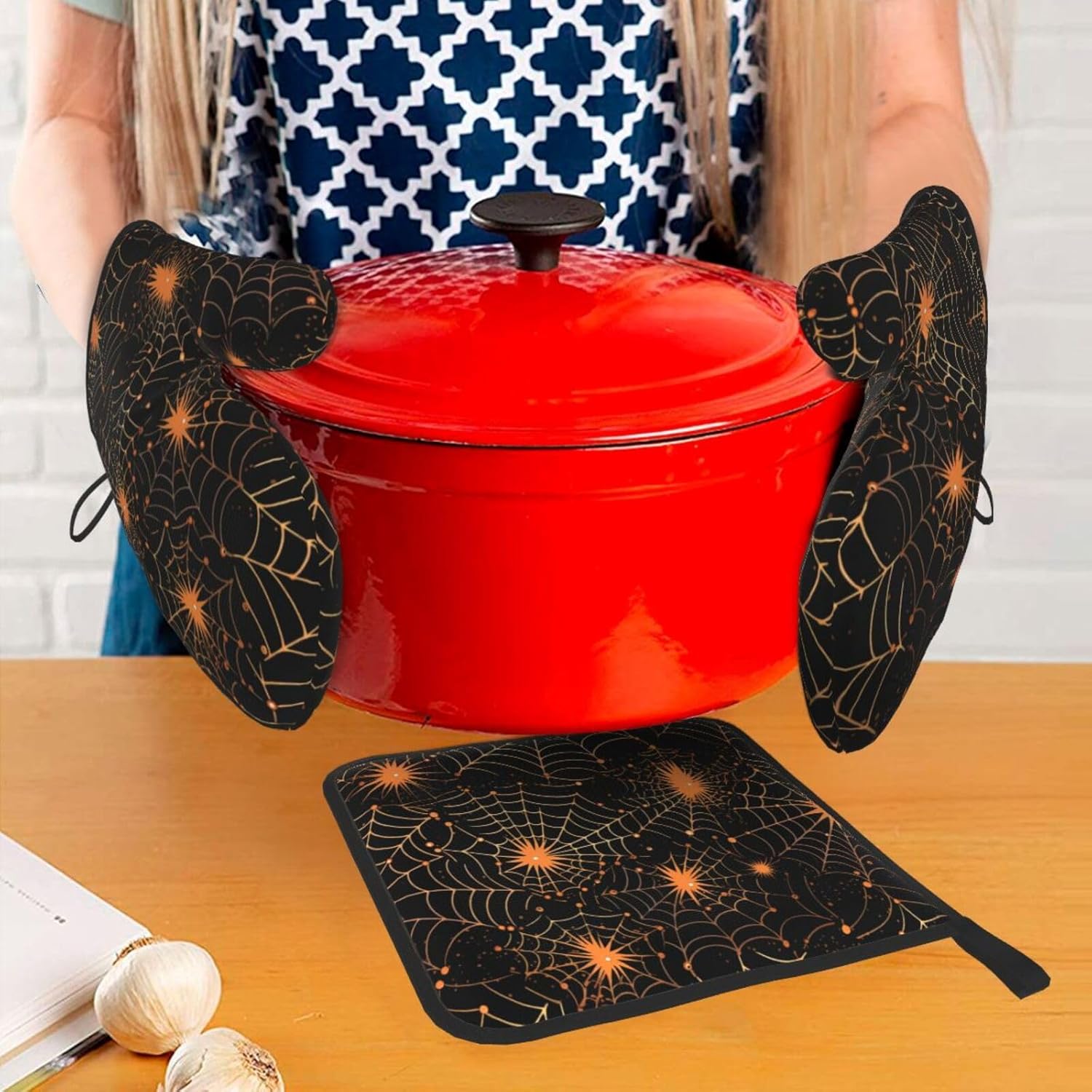 Beubebim Halloween Spider Web Oven Mitts Set of 3