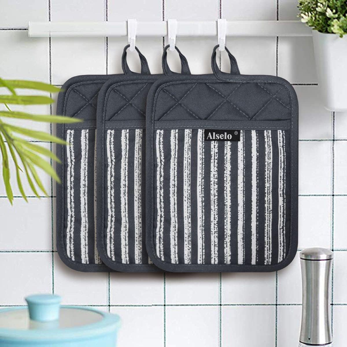 Heat-Resistant Silicone Pot Holders for Baking Cooking Non-Slip Kitchen Essentials