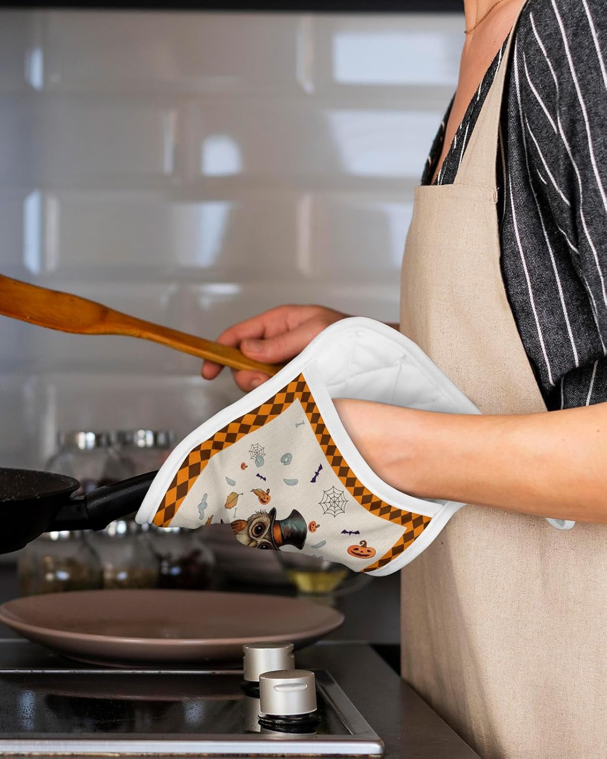 Gehucoxee Rustic Halloween Pot Holder Set - Non-Slip Kitchen Mitts 3-Pack