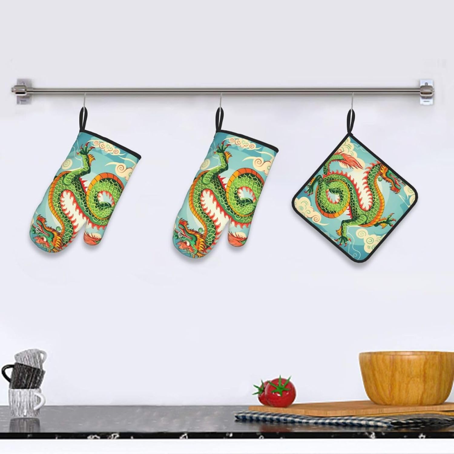 Sturdy Dragon-Themed Heat-Resistant Oven Mitts Set of 3