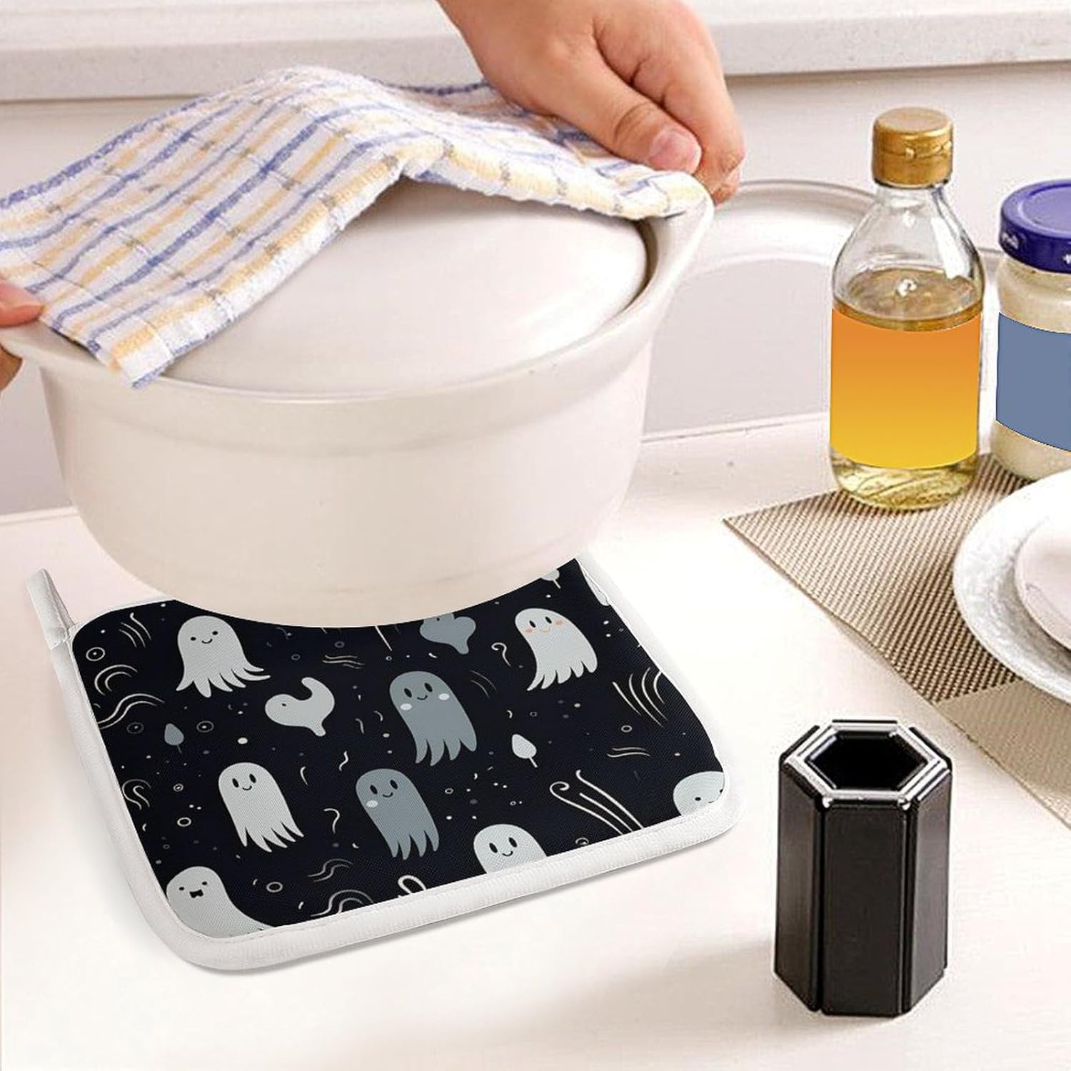 Cute Halloween Ghost Oven Mitts Pot Holders Set heat resistant