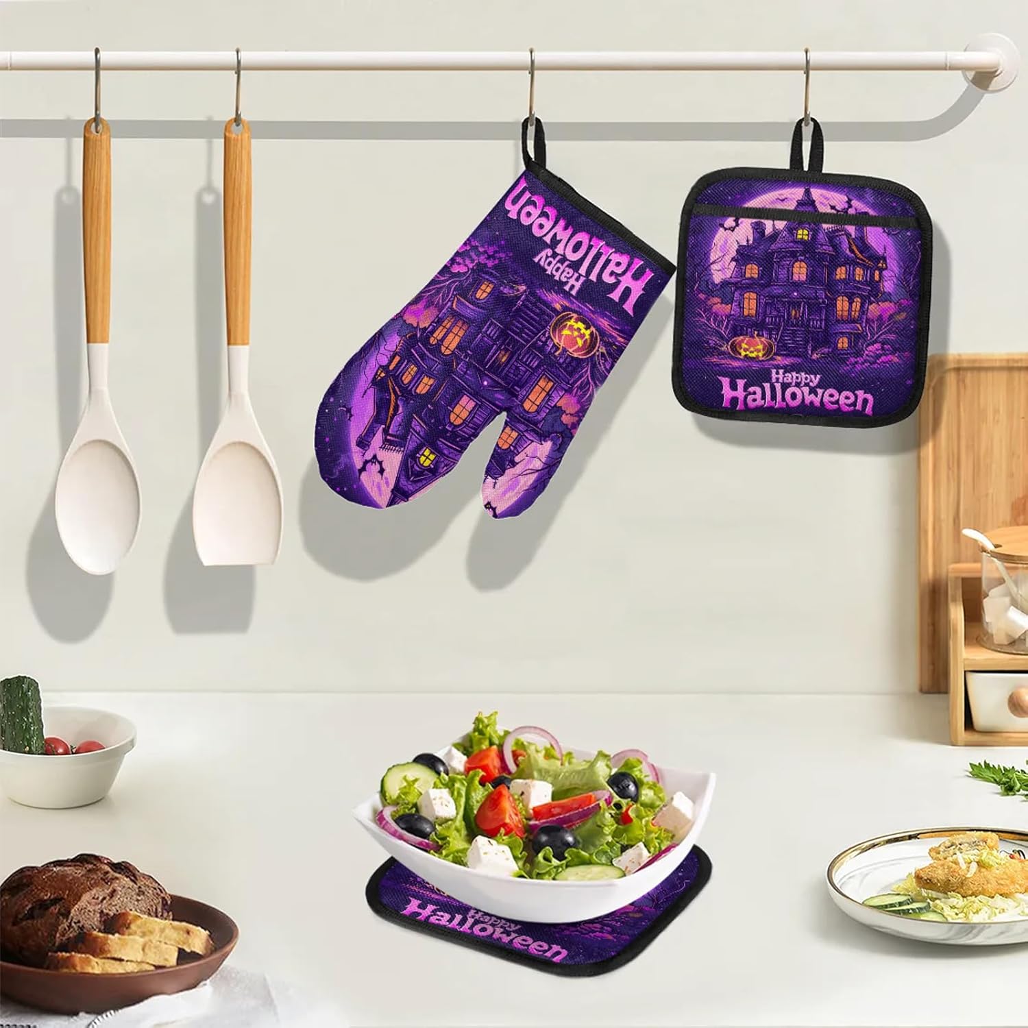 Tropical Life Halloween Pumpkin Bat Oven Mitts 4-Piece Set