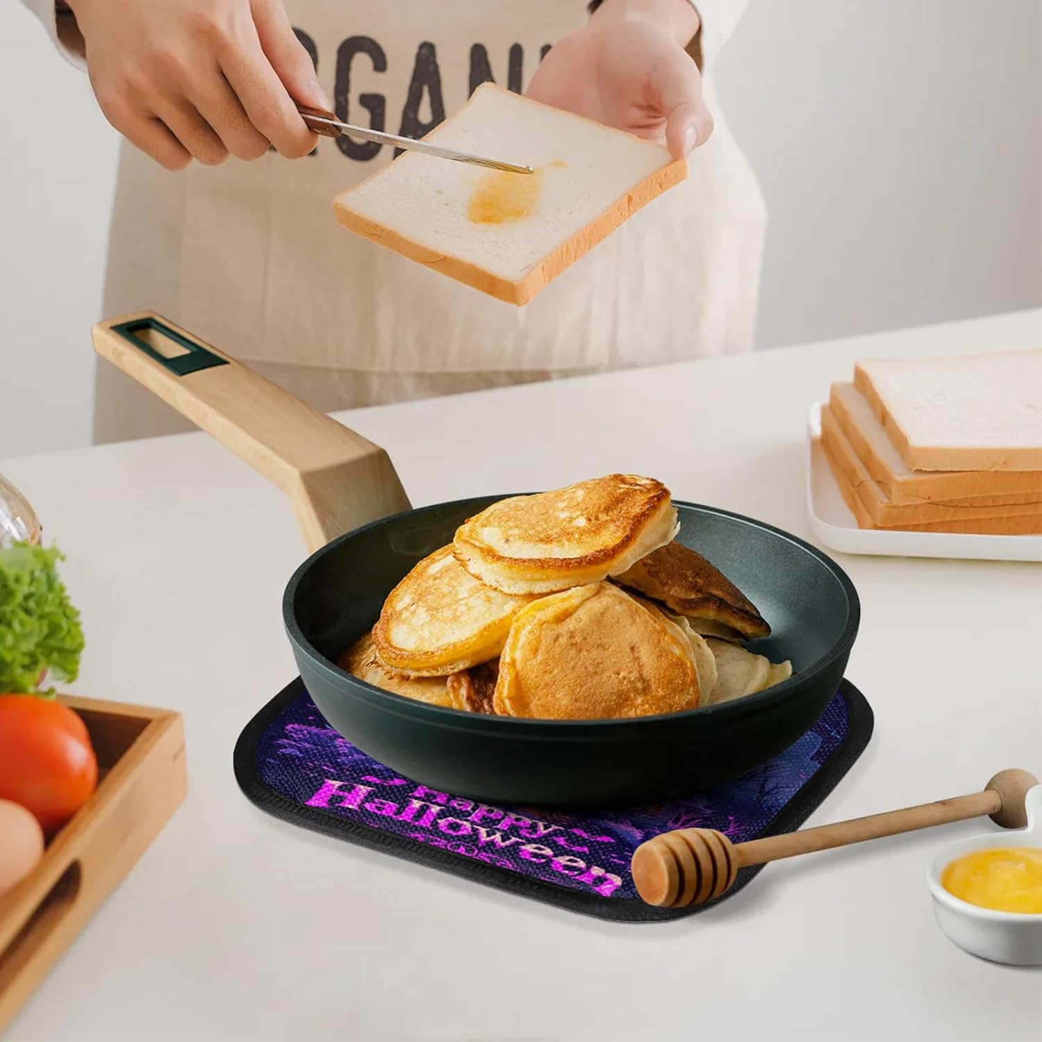 TropicalLife Happy Halloween Oven Mitts and Pot Holders 4Pcs Set