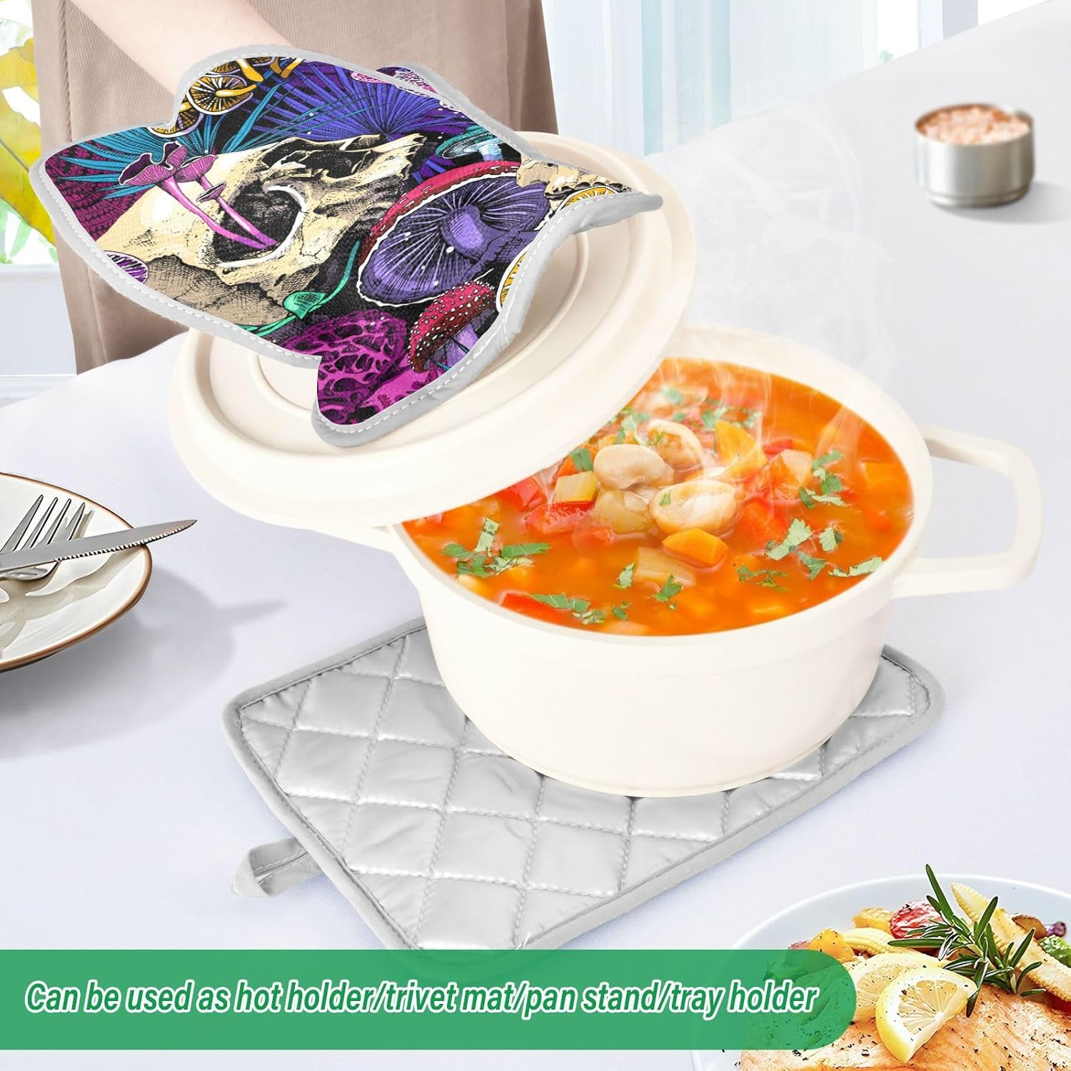 2-Piece Halloween Mushrooms Heat-Resistant Pot Holder Set for Baking Cooking