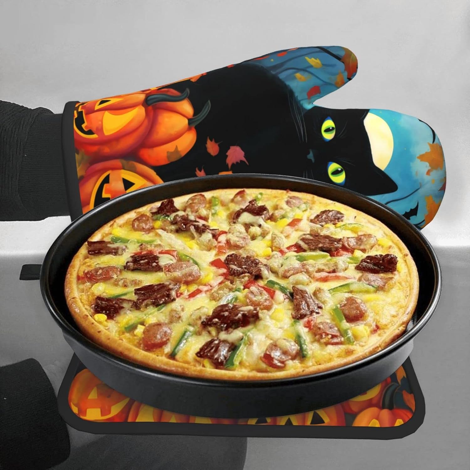 Dewoofly Black Cat Halloween Oven Mitts and Pot Holders Set