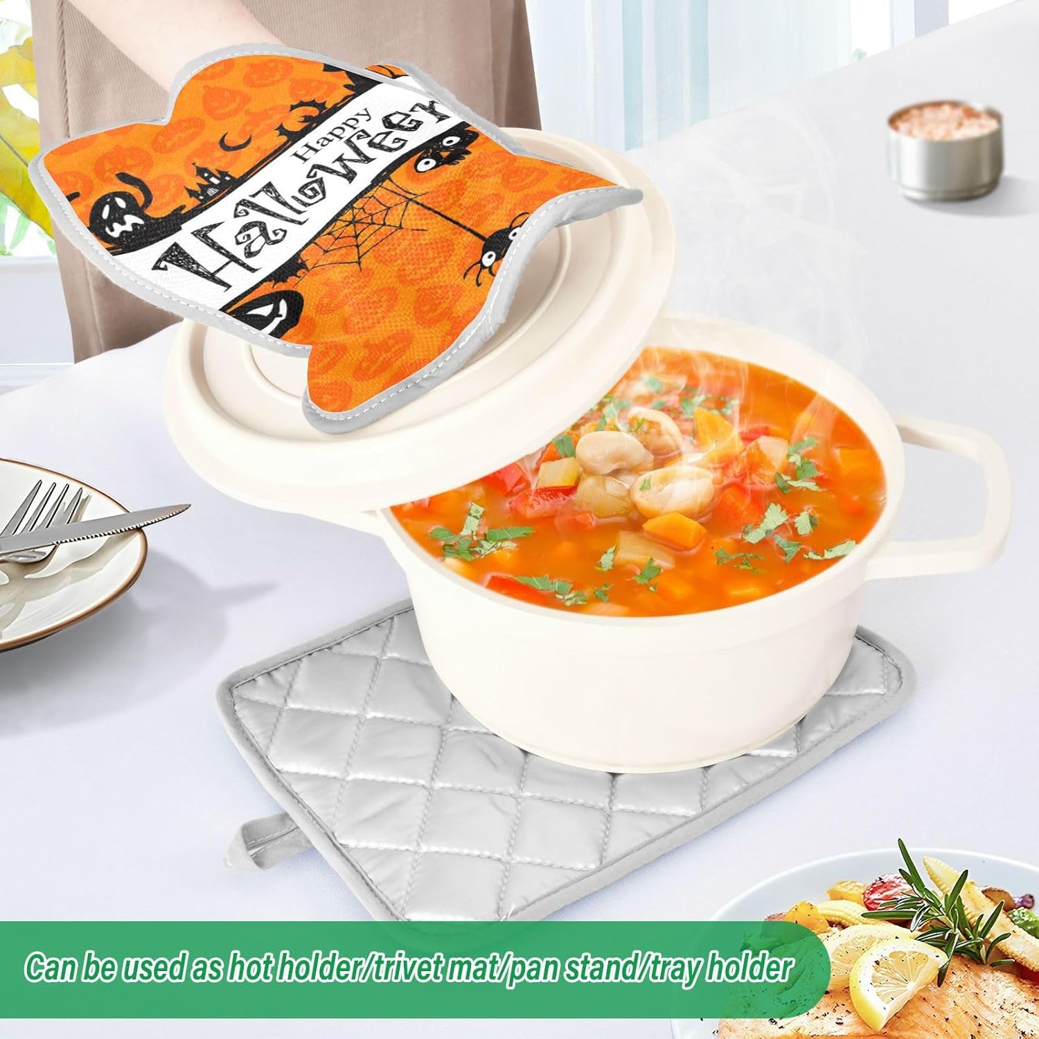 Oitrivii Halloween 2-Piece Pumpkin Bat Pot Holder Set
