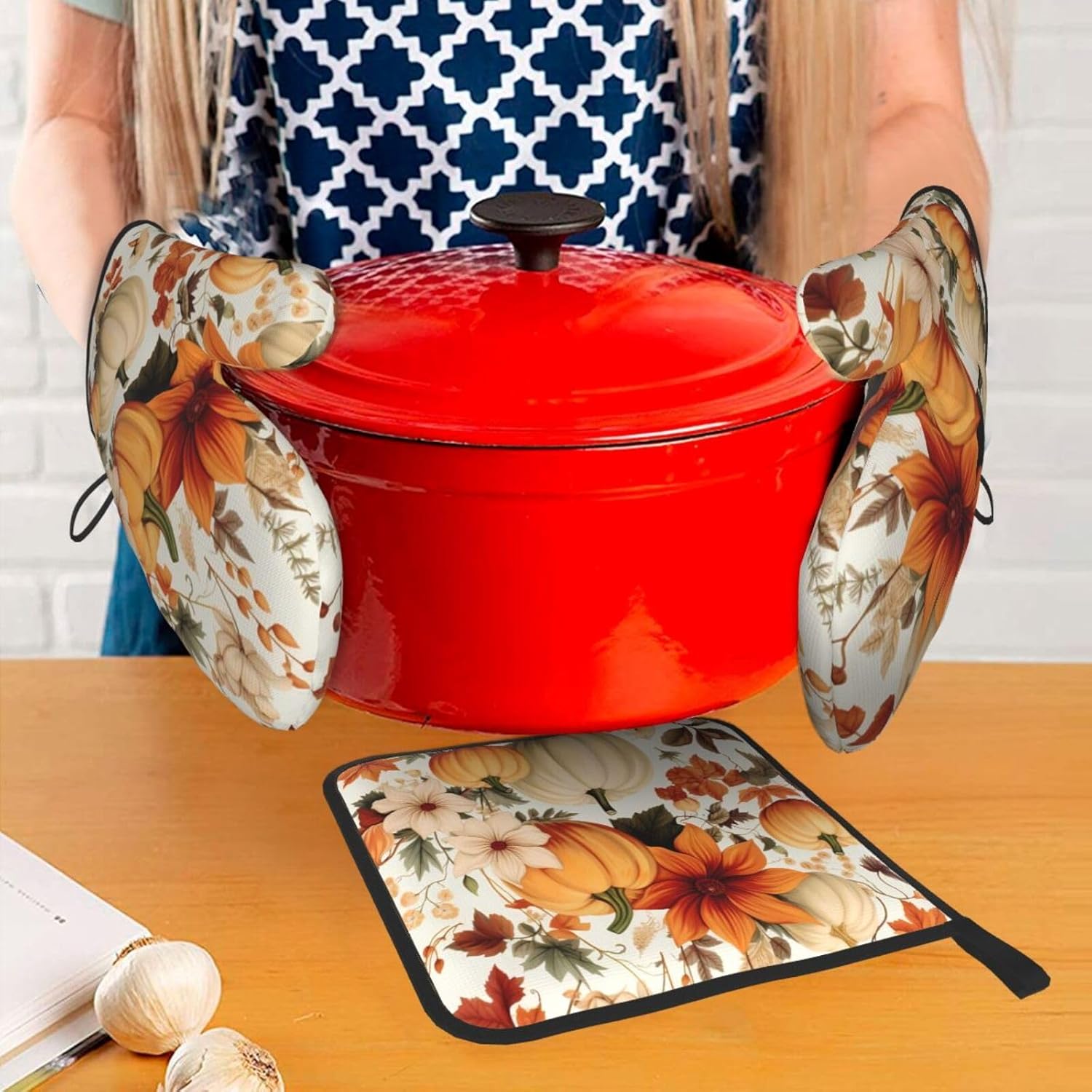 Fall Pumpkins Leaves Oven Mitts and Pot Holders Set of 3