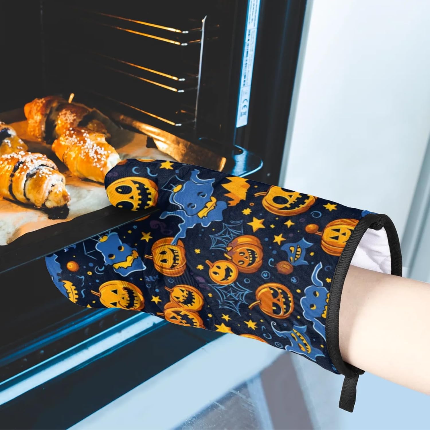 Halloween Heat-Resistant Oven Mitts Pot Holders Set Pumpkin Design