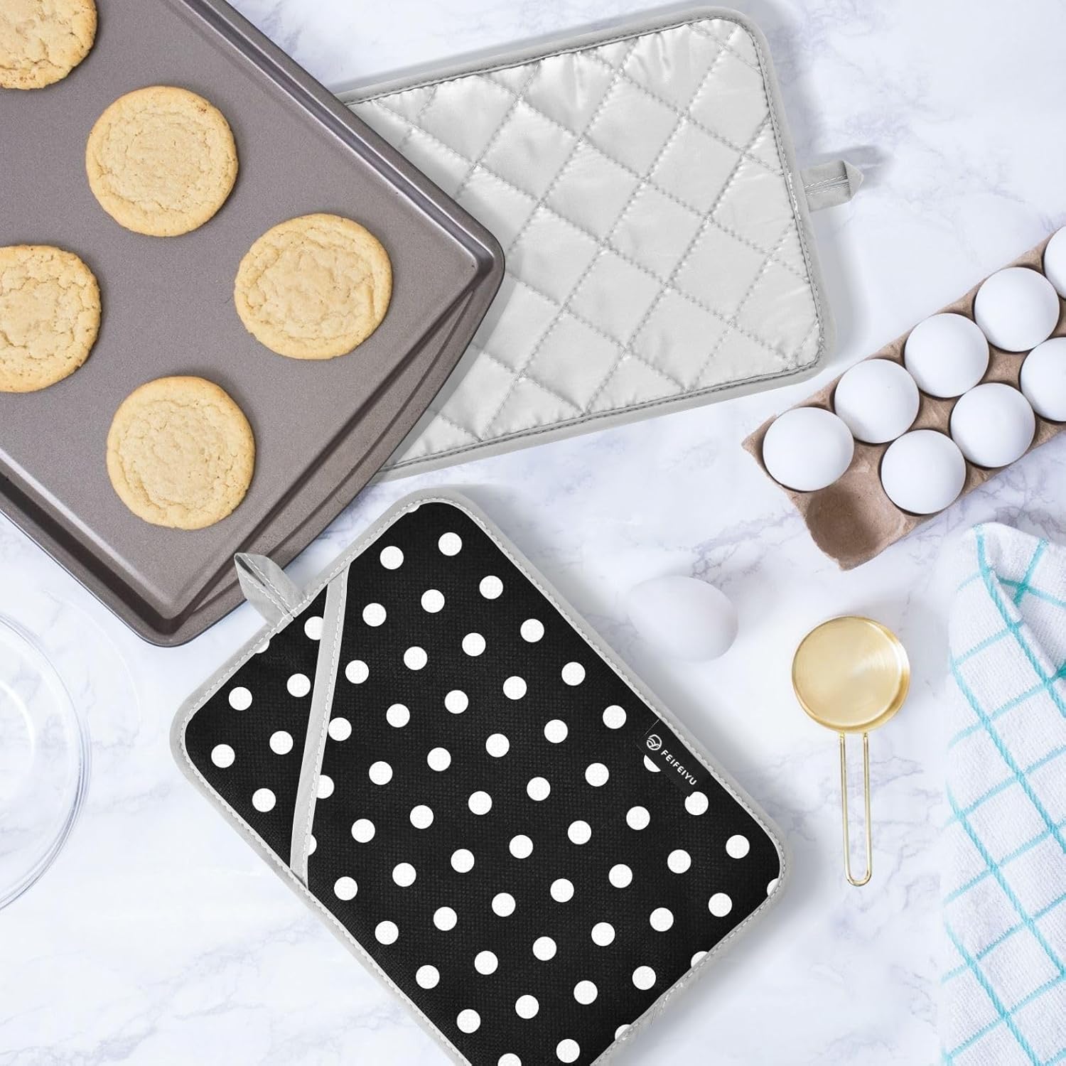 Dalzium Potholder Polka Dots Set Heat-Resistant